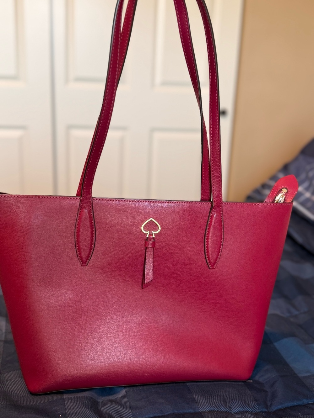 Women's Fuchia Leather Tote Bag with Matching Waller